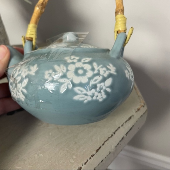 Vintage Ceramic Light Blue & White Floral Design Bamboo Handle Mini Teapot - Picture 2 of 4